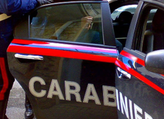 FERMATI PER UN CONTROLLO | I due pregiudicati sono stati arrestati in via Circonvallazione. Foto n. 2