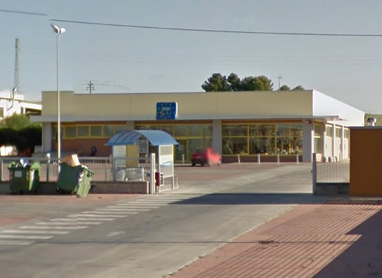 TRE ARRESTI | Le donne sono state fermate davanti al supermercato ripulito poco prima. Foto n. 2